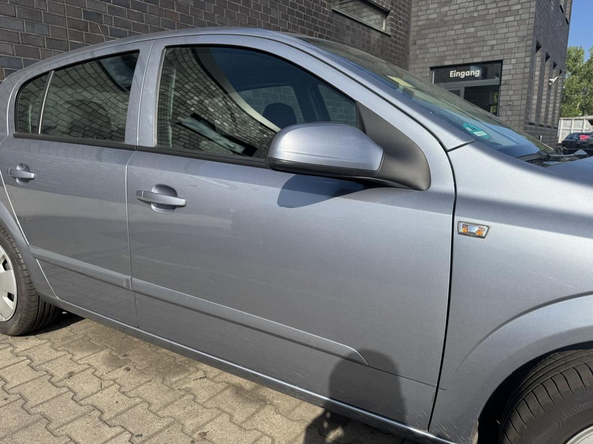 Opel Astra H original T&uuml;r vorn rechts Z163 Lichtsilber Stecker Kabelbaum eckig Rohbau Bj.2006